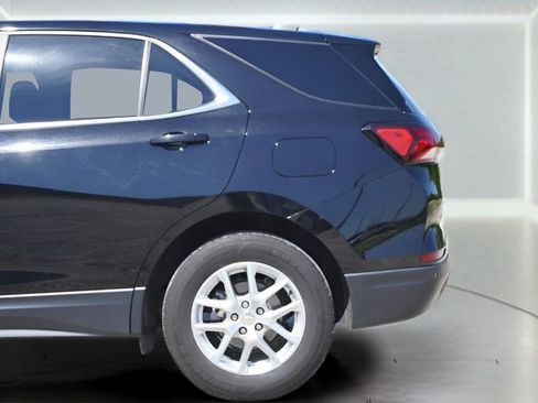 Used 2024 Chevrolet Equinox LT FWD image 36