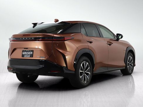 Used 2024 Lexus RZ 450e Premium w/ Technology Package AWD/4WD image 6