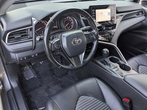 Used 2023 Toyota Camry SE image 10