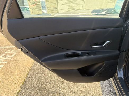 New 2026 Hyundai Elantra SE image 21