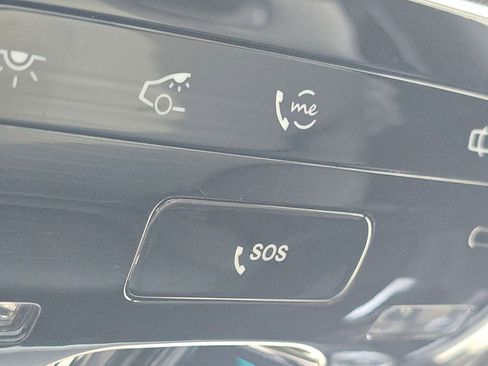 Used 2025 Mercedes-Benz C 300 4MATIC Sedan image 8