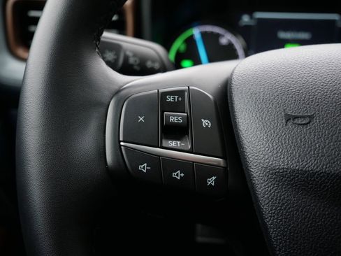 Used 2023 Ford Maverick Lariat w/ Lariat Luxury Package image 21