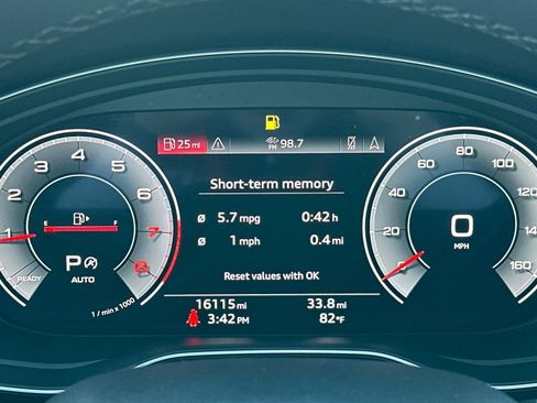 Used 2023 Audi Q5 2.0T Premium Plus w/ Premium Plus Package image 24