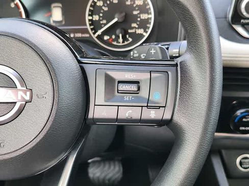 Used 2023 Nissan Rogue SV FWD image 28