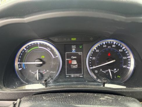 Used 2014 Toyota Highlander Limited Platinum AWD/4WD image 4