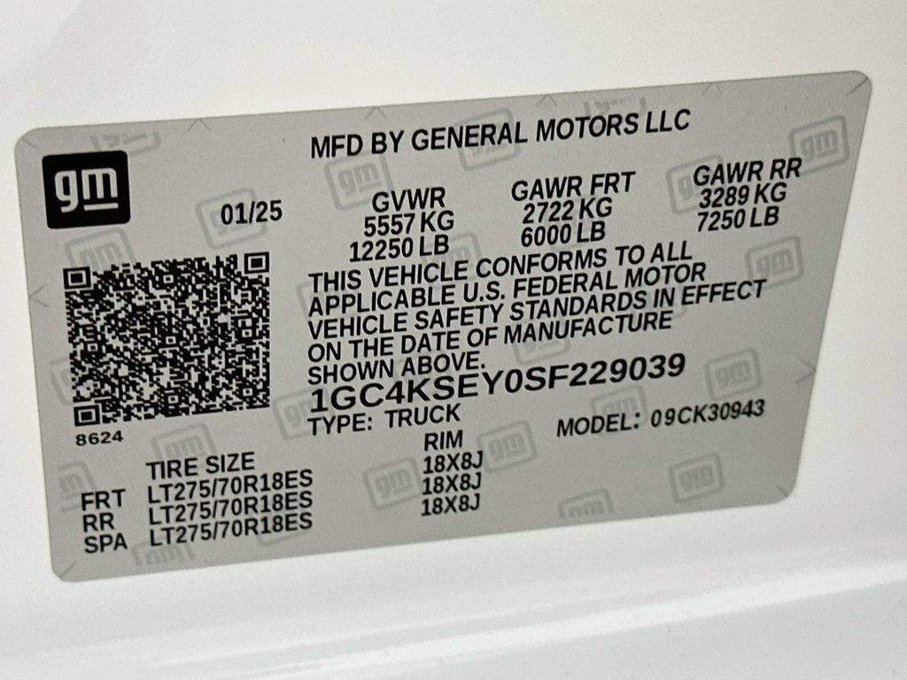 Used 2025 Chevrolet Silverado 3500 W/T w/ WT/CX Safety Package AWD/4WD image 29