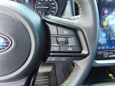 Used 2024 Subaru Crosstrek 2.5i Limited w/ Crosstrek Mirror Package image 17