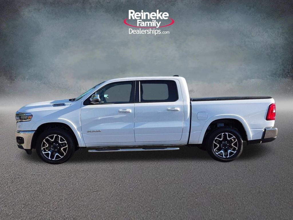 Used 2025 RAM 1500 Laramie AWD/4WD image 10