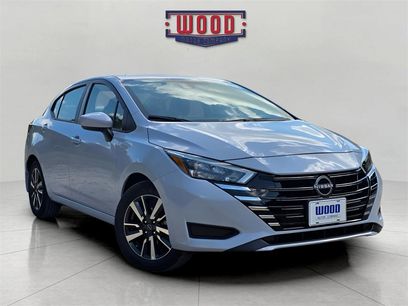 New 2025 Nissan Versa SV w/ Trunk Package