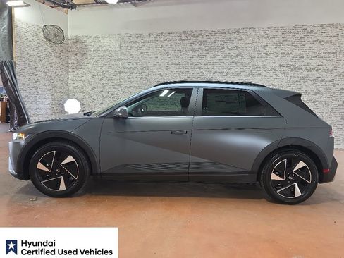 Used 2025 Hyundai Ioniq 5 SEL RWD image 4