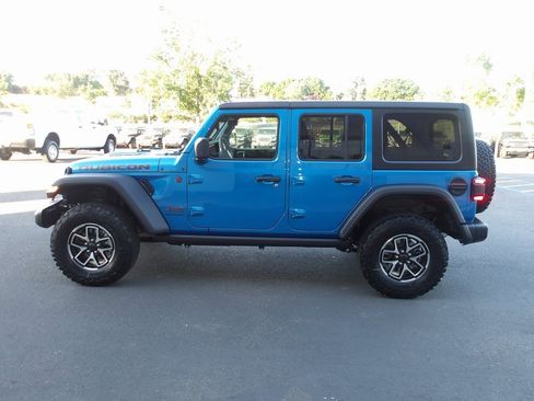 New 2025 Jeep Wrangler Unlimited Rubicon image 5