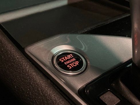 Used 2024 Nissan Altima 2.5 SV image 25