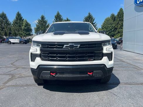 Used 2023 Chevrolet Silverado 1500 LT Trail Boss w/ LT Trail Boss Premium Package AWD/4WD image 9