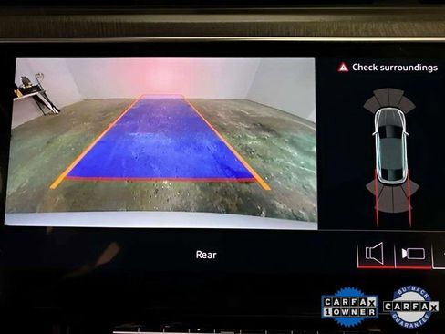 Used 2024 Audi Q8 e-tron Premium image 43