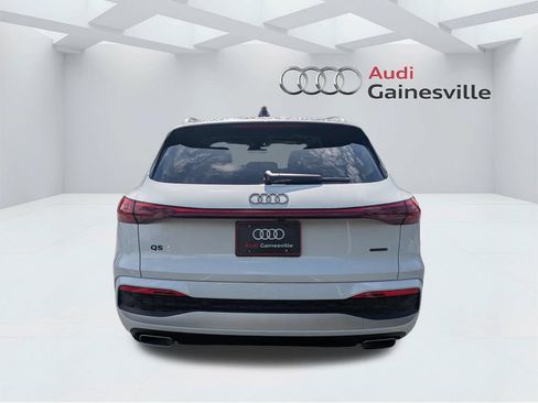 Used 2025 Audi Q5 Premium AWD/4WD image 7