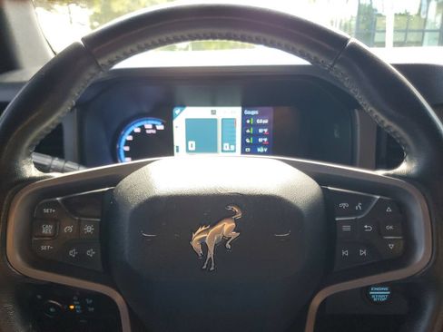 Used 2022 Ford Bronco Outer Banks AWD/4WD image 18