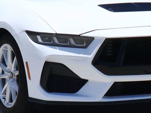Used 2024 Ford Mustang GT Premium RWD image 9