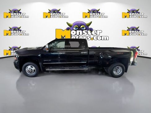 Used 2019 Chevrolet Silverado 3500 LTZ w/ LTZ Plus Package AWD/4WD image 7