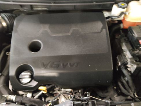 Used 2019 Chevrolet Traverse LT FWD image 30
