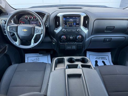Used 2022 Chevrolet Silverado 1500 LT w/ Bed Protection Package AWD/4WD image 9