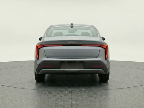 Used 2025 Kia K4 FWD image 7