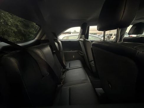 Used 2018 Toyota Highlander SE AWD/4WD image 15