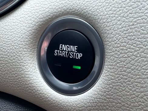 Used 2024 Chevrolet Malibu LT FWD image 32