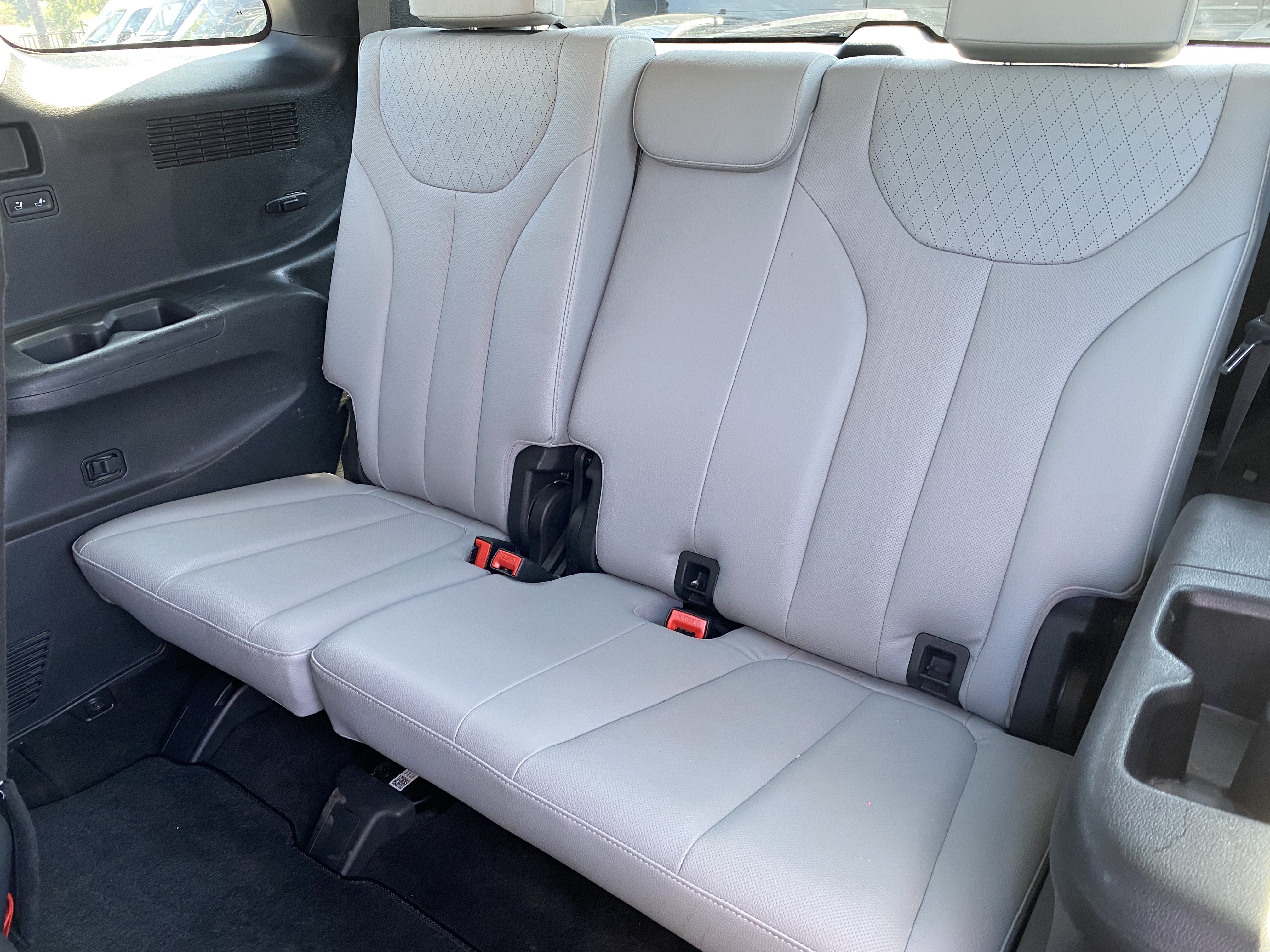 Used 2020 Hyundai Palisade SEL FWD image 17