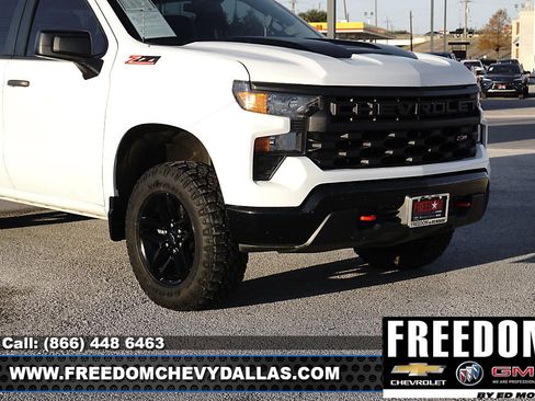 Certified 2023 Chevrolet Silverado 1500 Custom Trail Boss w/ LPO, Dark Essentials Package image 39