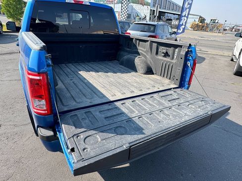 Used 2016 Ford F150 XLT w/ Equipment Group 302A Luxury AWD/4WD image 8