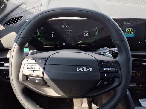 New 2026 Kia Sportage X-Line image 9