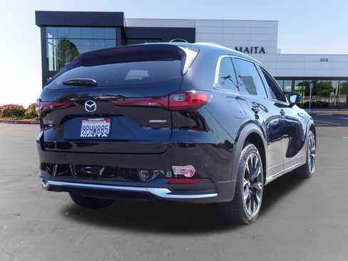 Used 2024 MAZDA CX-90 Plug-In Hybrid w/ Premium Plus AWD/4WD image 4