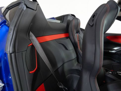 Used 2022 Ferrari SF90 Spider image 45