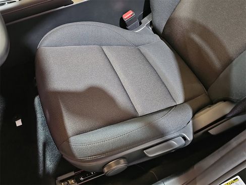 New 2025 MAZDA MAZDA3 s image 28