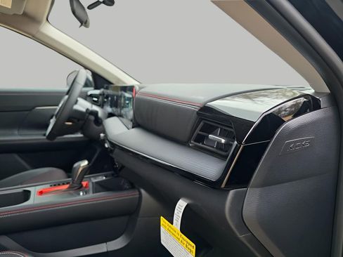 New 2026 Nissan Kicks SR w/ Cold Weather Package image 13