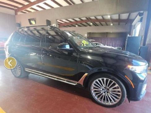 Used 2022 BMW X7 xDrive40i w/ Executive Package AWD/4WD image 5