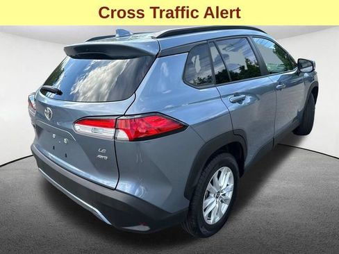 Used 2024 Toyota Corolla Cross LE w/ Moonroof Package AWD/4WD image 10