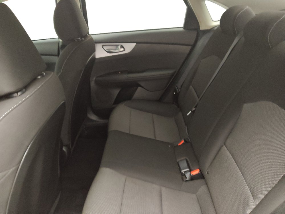 Used 2022 Kia Forte LXS FWD image 18