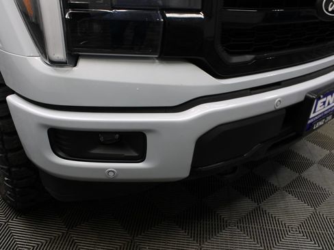 Used 2025 Ford F150 Lariat AWD/4WD image 44