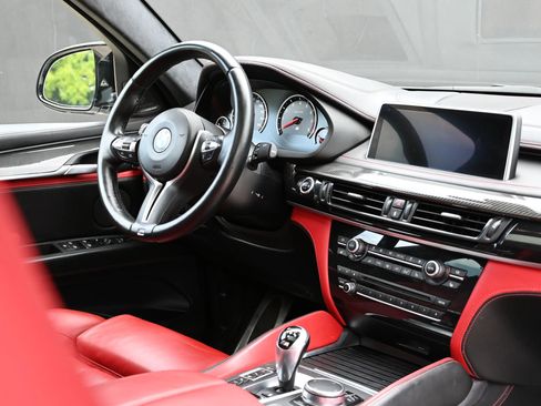 Used 2018 BMW X6 M AWD/4WD image 19