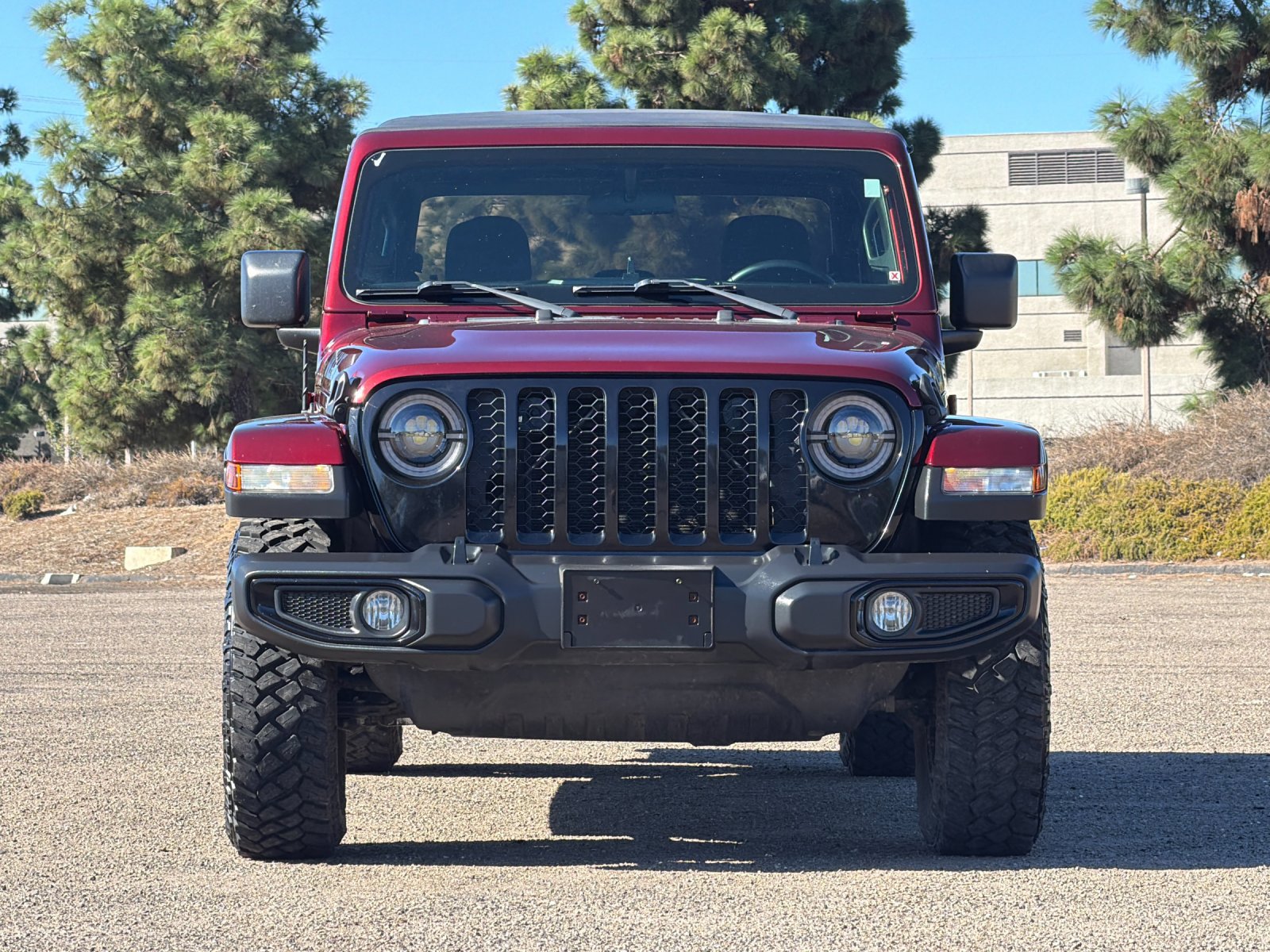 Used 2021 Jeep Gladiator Sport AWD/4WD image 9