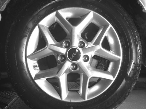 Used 2025 Kia Soul LX w/ LX Technology Package FWD image 14
