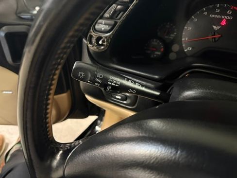 Used 2002 Chevrolet Corvette Convertible w/ Preferred Equipment Group2 RWD image 27