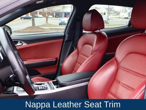 Used 2021 Kia Stinger GT2 image 10