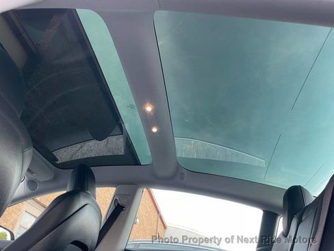 Used 2019 Tesla Model 3 Long Range image 13