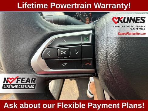 Used 2023 Jeep Compass Latitude AWD/4WD image 16