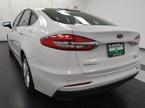 Used 2020 Ford Fusion SE FWD image 5