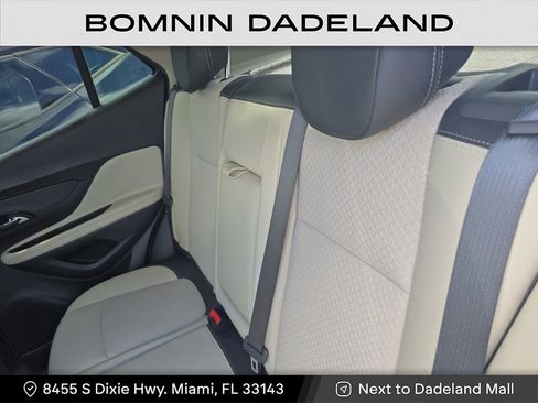 Used 2022 Buick Encore Preferred w/ Safety Package image 18