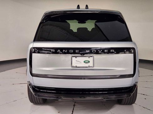Used 2025 Land Rover Range Rover SE AWD/4WD image 10