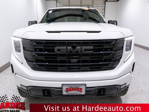 Used 2023 GMC Sierra 1500 Elevation w/ Elevation Premium Package AWD/4WD image 7